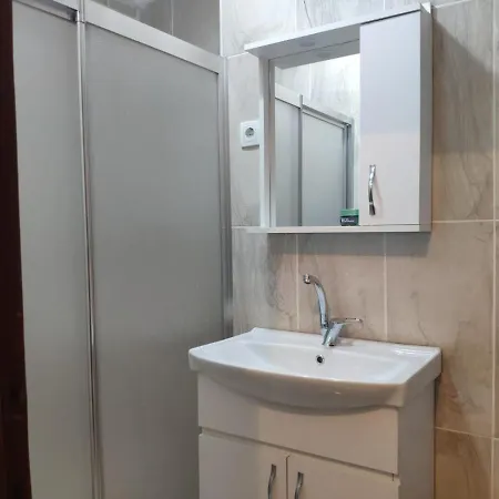 Homestay Homesweet II It'S Not The Whole House Price, It'S Just The Private Room Price II Istanbul