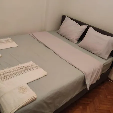 Homesweet II It'S Not The Whole House Price, It'S Just The Private Room Price II Homestay