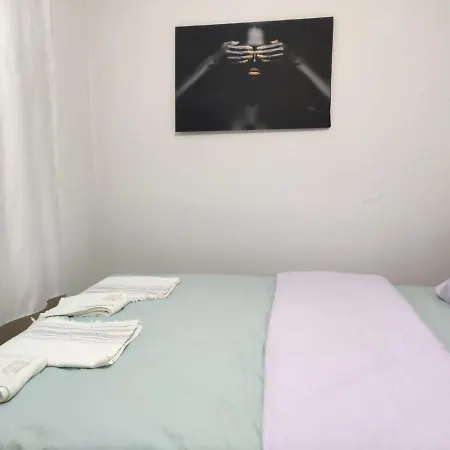 Homesweet II It'S Not The Whole House Price, It'S Just The Private Room Price II Istanbul
